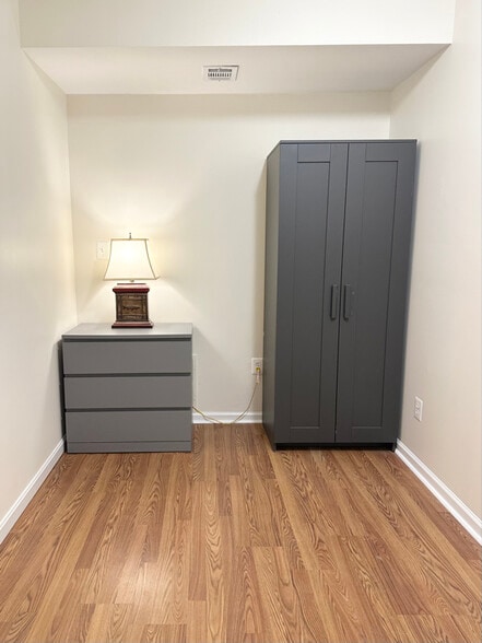 Primary Photo - 7823 Shreve Rd