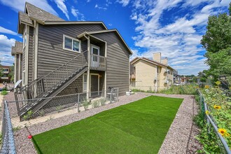 Building Photo - 1051 Mazatlan Cir