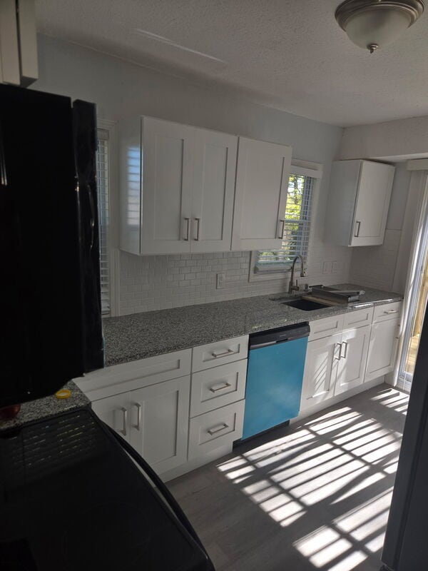 Building Photo - 2501 E 68th Terrace