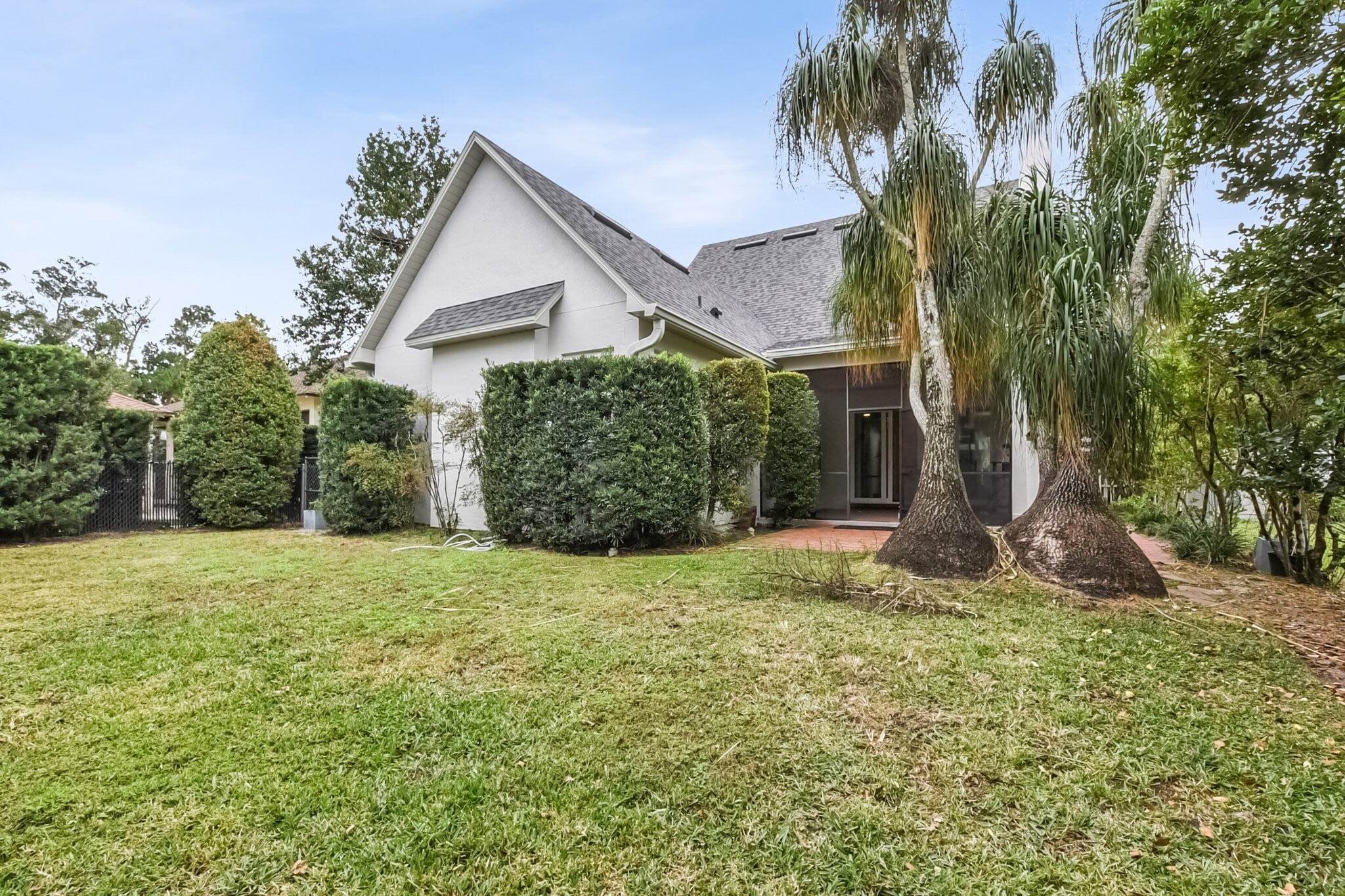 Building Photo - 1441 Place Vendome