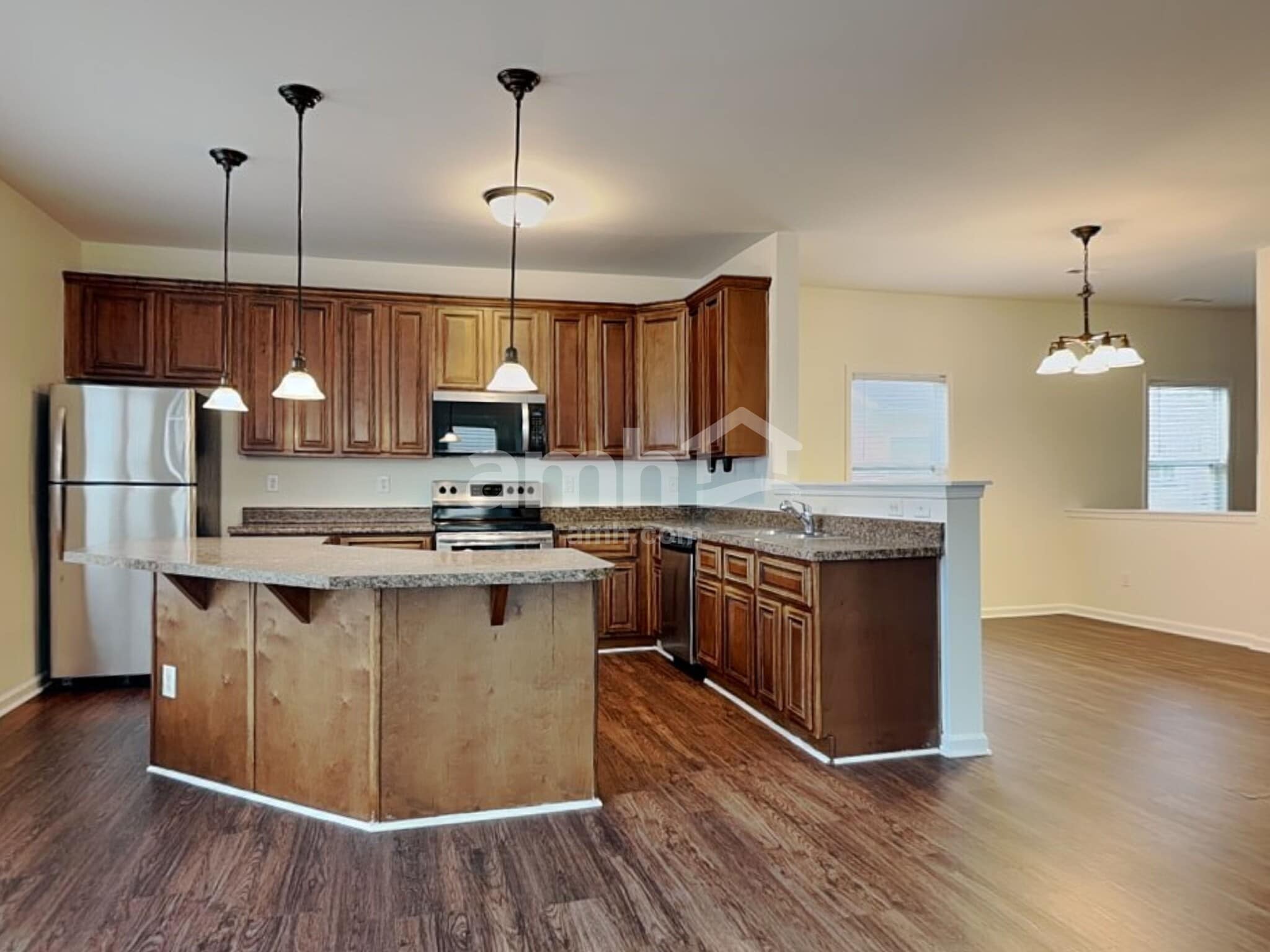 Building Photo - 11622 Village Pond Dr