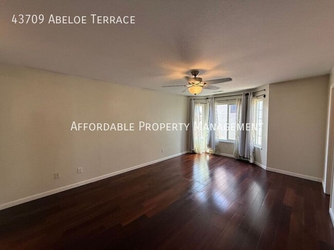 Building Photo - 43709 Abeloe Terrace