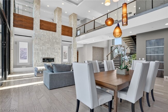 Building Photo - 98 Sun Glow Ln