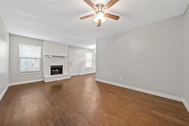 Building Photo - 2415 Burleson Ct
