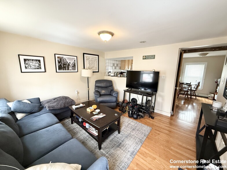 Building Photo - 65 Preble St
