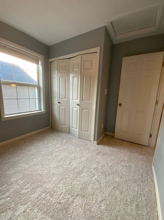 Building Photo - 282 Steepbank Road