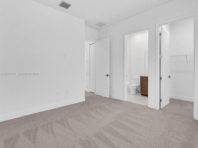 Building Photo - 10032 Stockrun Dr