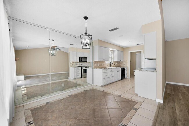 Building Photo - 105 Quail Run