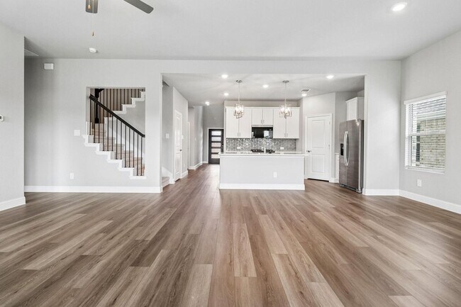 Building Photo - 6206 Castamere Dr