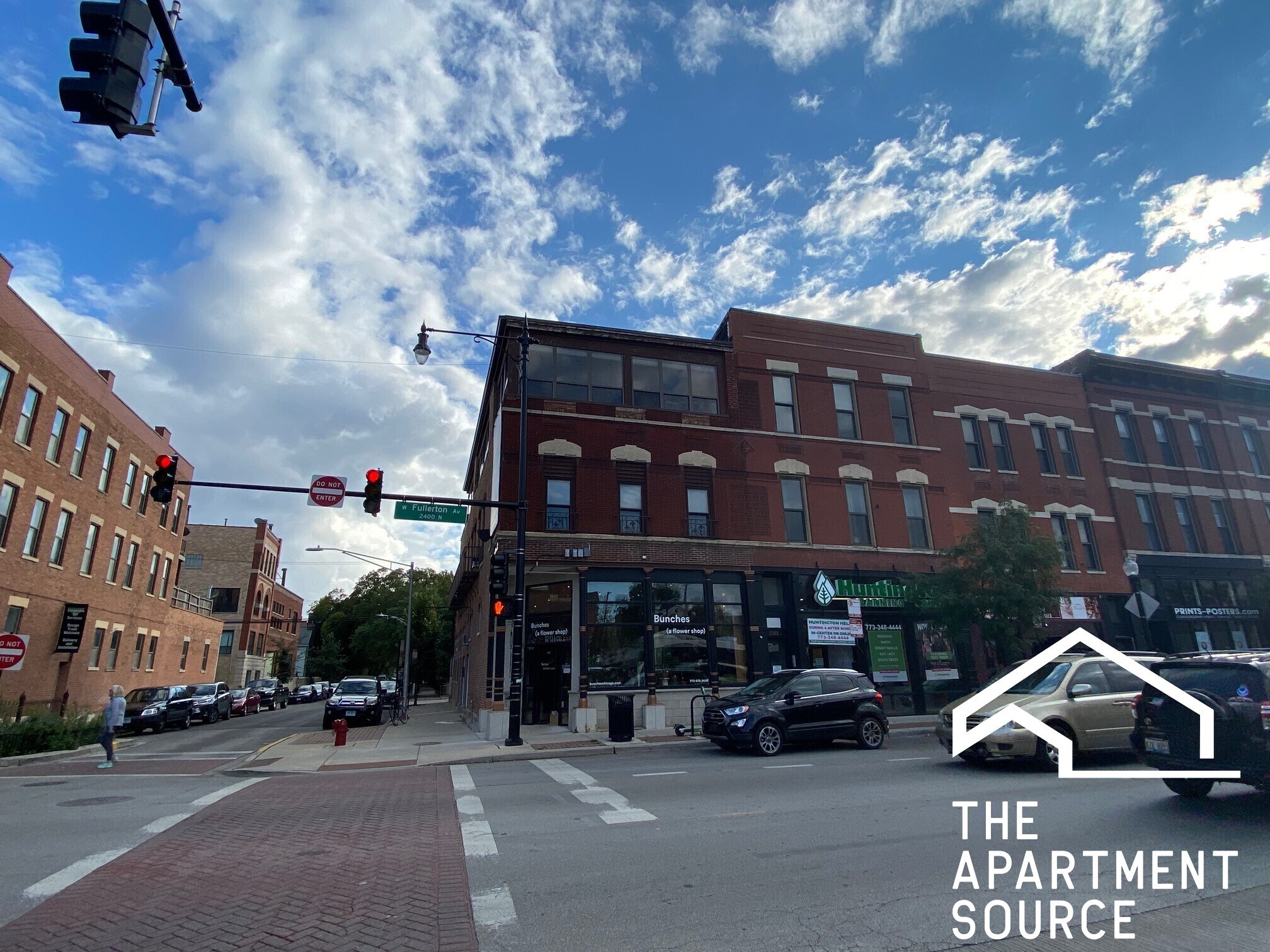 Building Photo - 1503 W Fullerton Ave