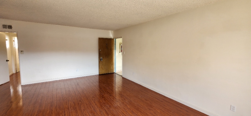 Building Photo - 8315 Clinton Ave