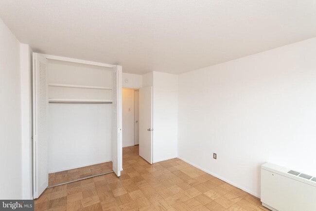 Building Photo - 1301 Delaware Ave SW