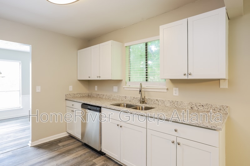 Building Photo - 299 Park Ridge Ct
