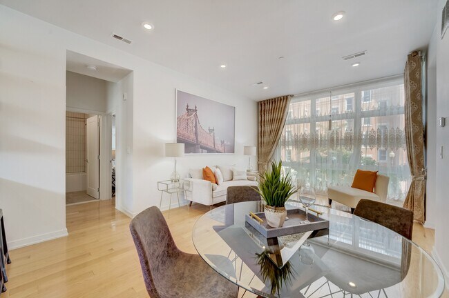 Building Photo - 30 Florida Ave NW