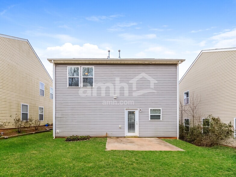 Building Photo - 4275 Oak Pointe Dr