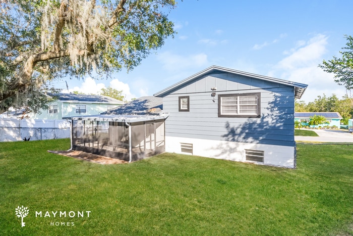 Building Photo - 835 17th Terrace NE