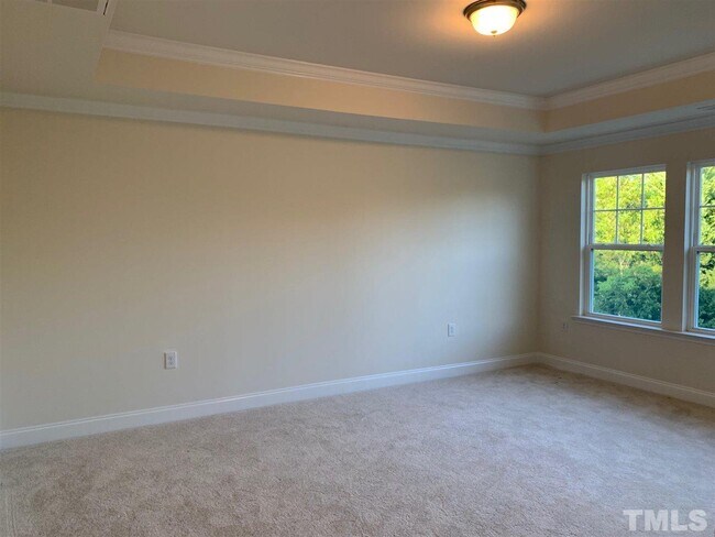 Building Photo - 523 Wayland Grove Ln