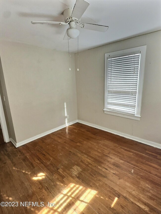 Building Photo - 4614 Birkenhead Rd