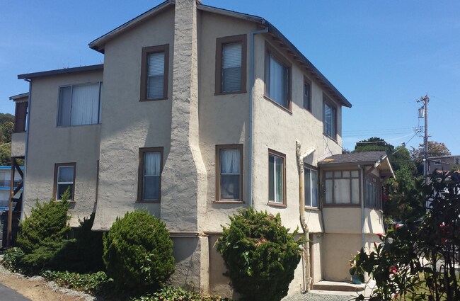 Building Photo - The Mariner Apartments