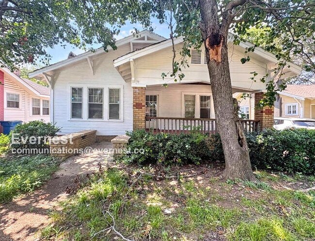 Primary Photo - 1738 Damon St