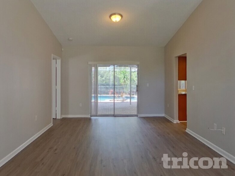 Building Photo - 1559 McAuliffe Ln