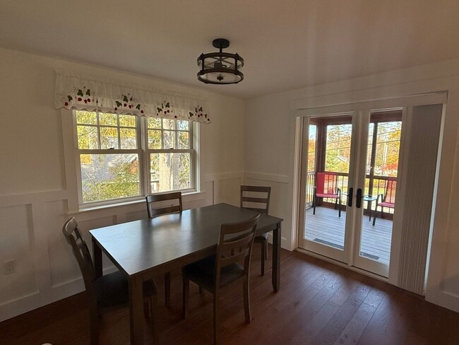 Building Photo - 1 Hillrise Ln