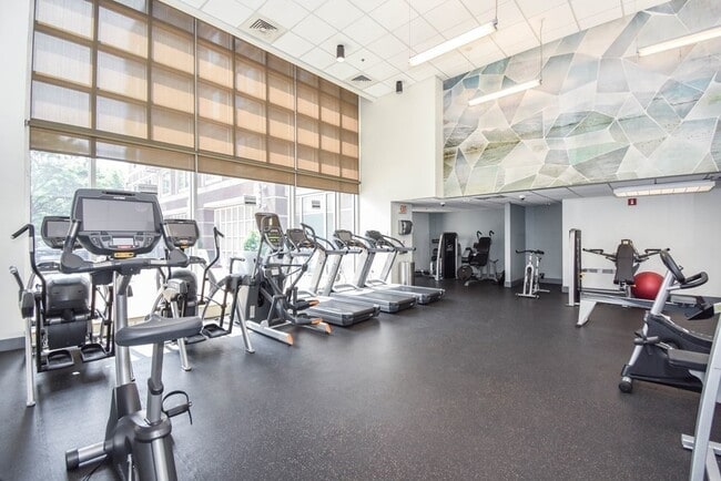 Building Photo - 8 Museum Way