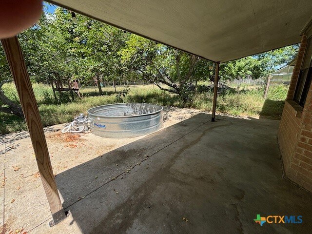 Building Photo - 6186 Farm to Market 1715