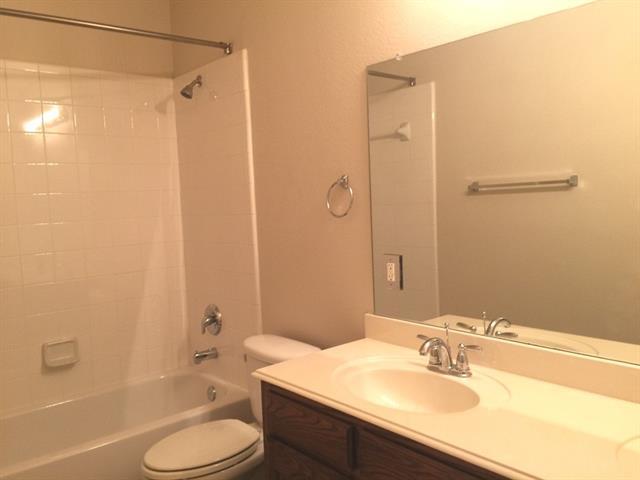 Building Photo - 13858 Hot Springs Ln
