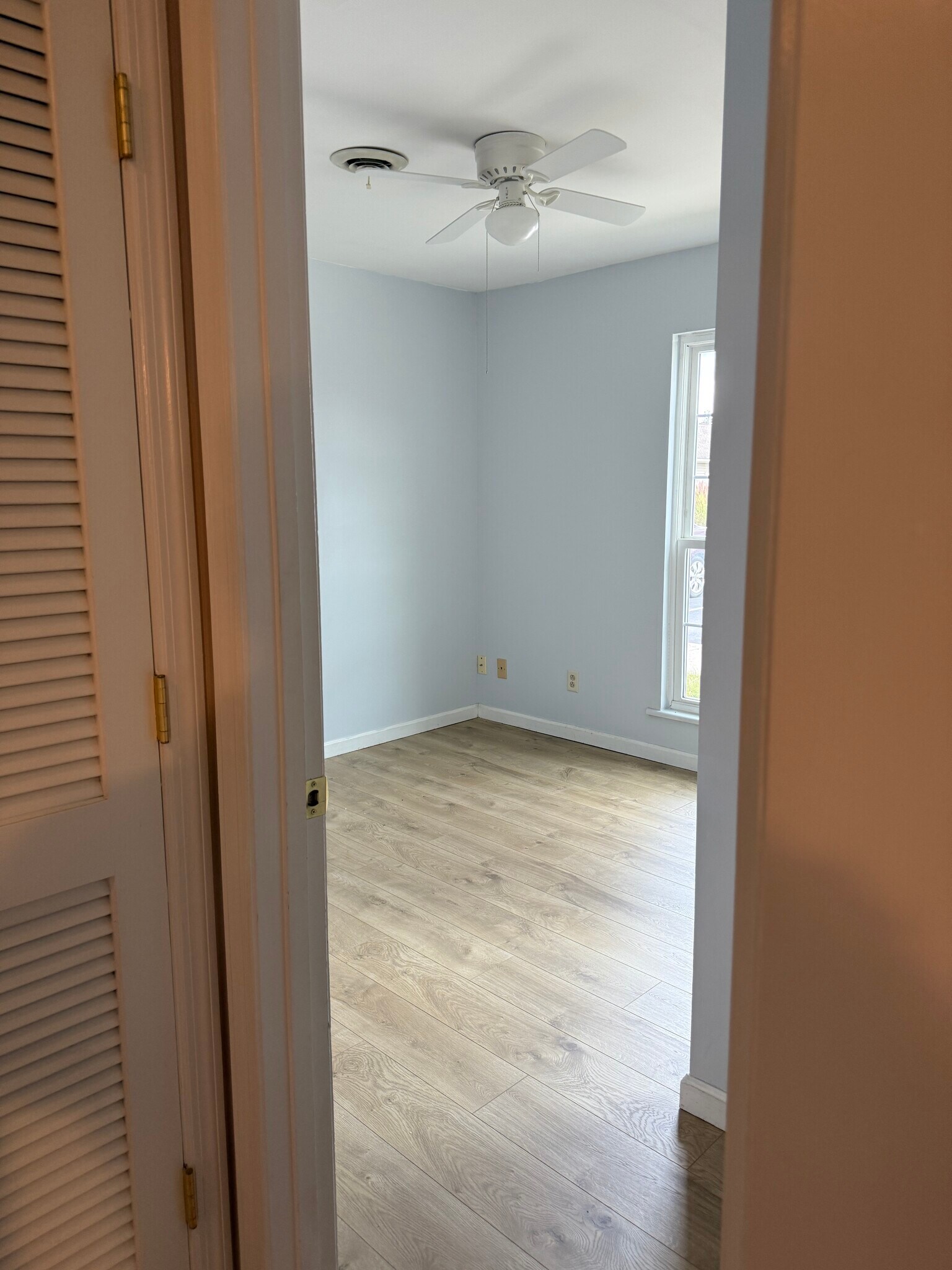 Building Photo - 163 Easterly Dr