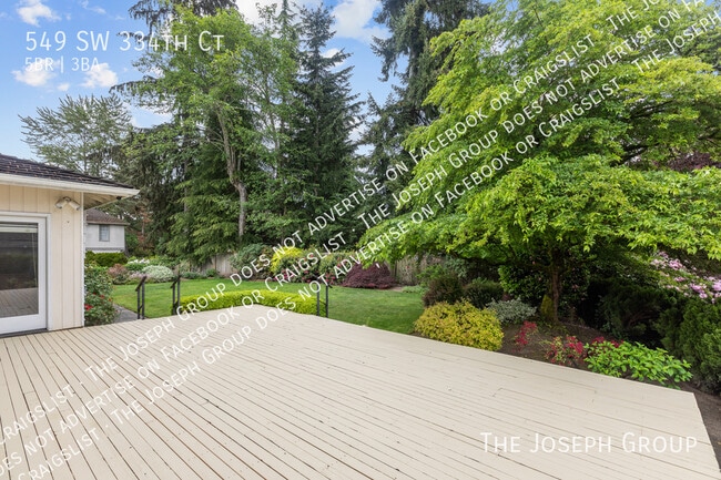 Building Photo - 549 SW 334th Ct