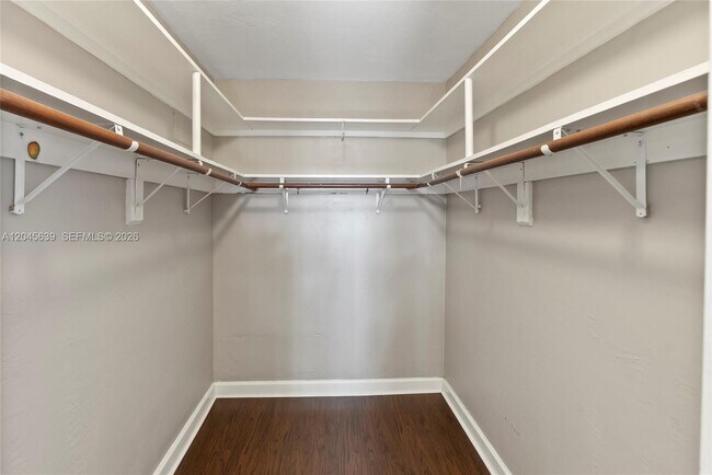 Building Photo - 5081 SW 95th Ave