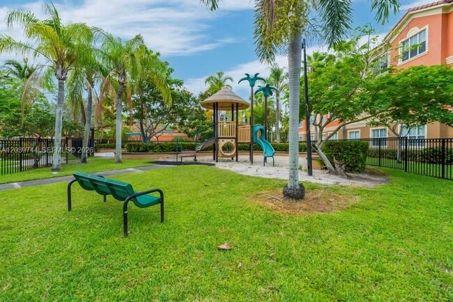 Building Photo - 4600 SW 160th Ave