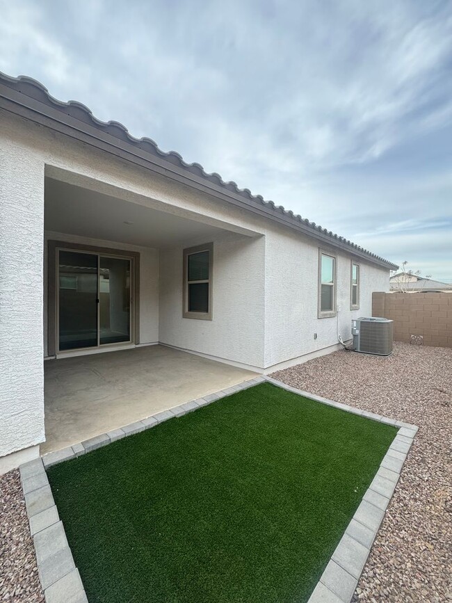 Building Photo - BRAND NEW HOME WARNER MEADOW GILBERT