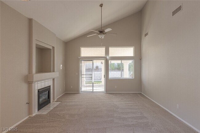 Building Photo - 52 Durango Station Dr