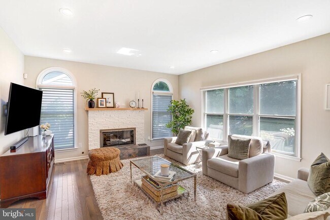 Building Photo - 21320 Traskwood Ct