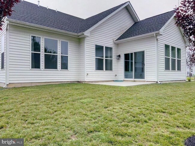 Building Photo - 521 Davis Fls Dr