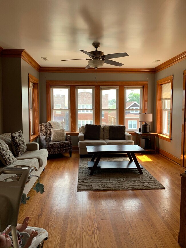 Primary Photo - 5116 W Deming Pl