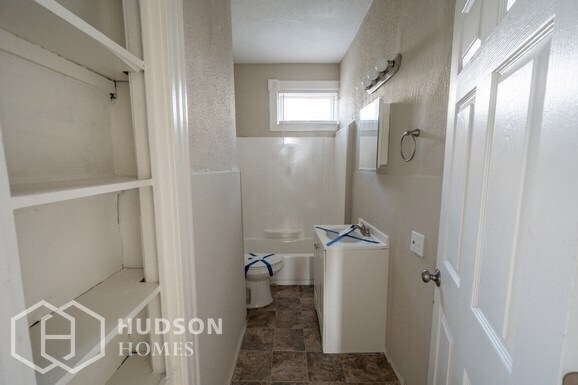 Building Photo - NOW AVAILABLE! - 4902 PADDOCK RD Unit 2, C...