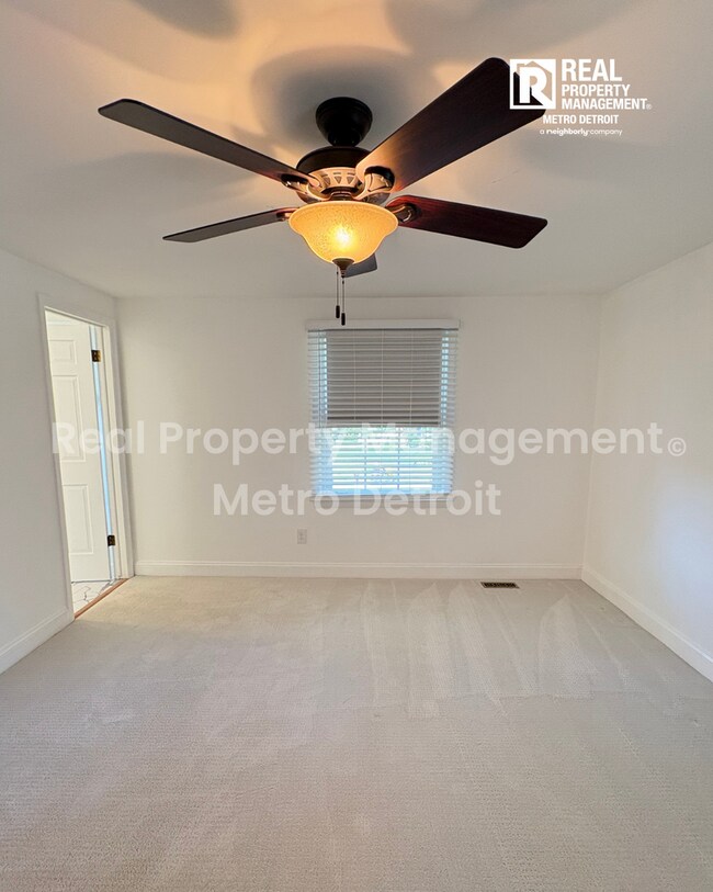 Building Photo - 3028 Caswell Dr
