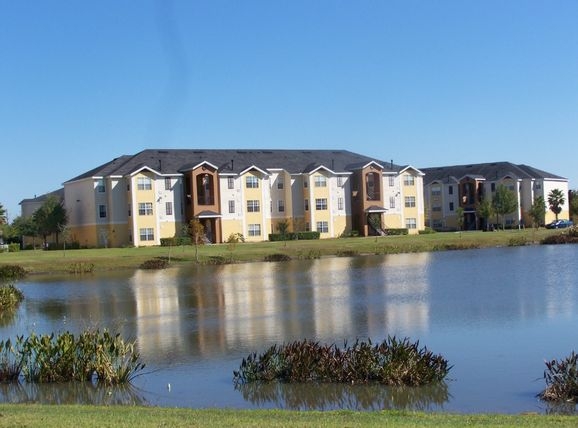 Primary Photo - Sand Lake Pointe Apartments