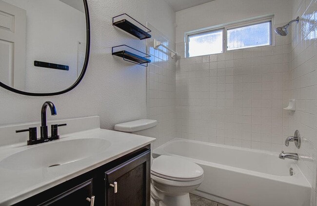 Building Photo - 3408 Campanella Dr