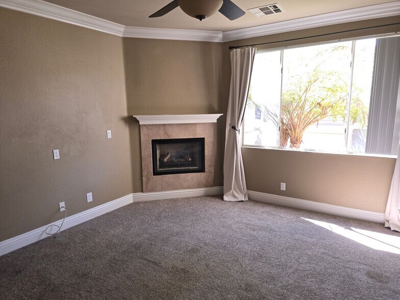 Building Photo - 22681 Oakgrove, 326