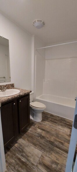 Building Photo - 46 Joymar Dr