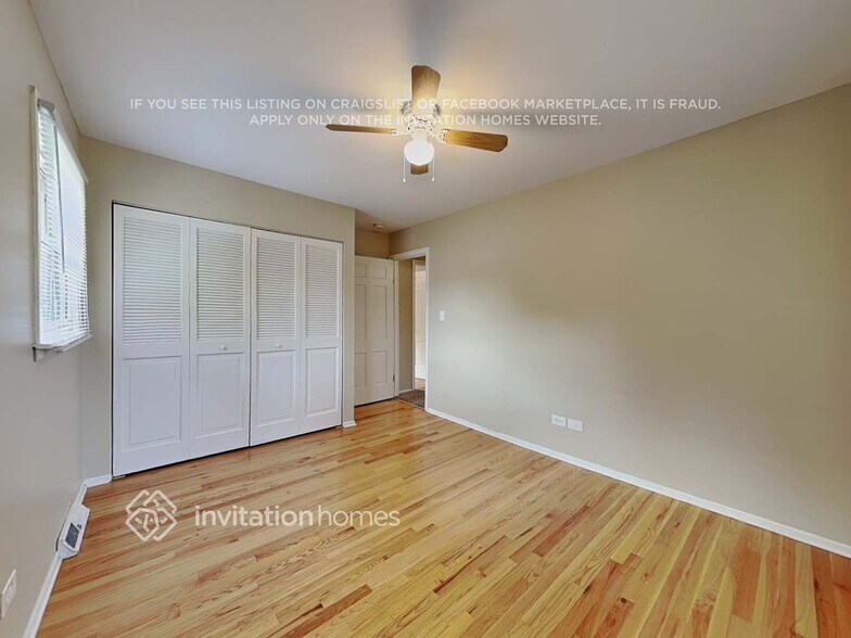 Building Photo - 415 Sussex Ct