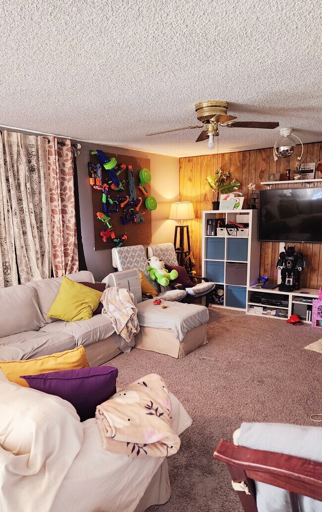 Building Photo - 2247 48th Ave