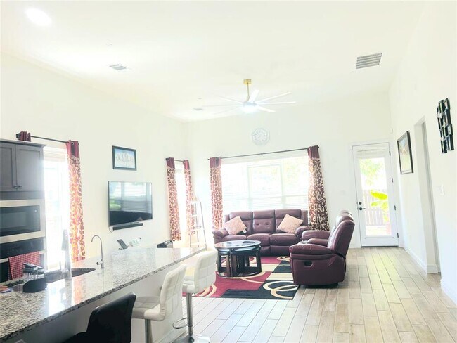 Building Photo - 600 C-Bar Ranch Trl