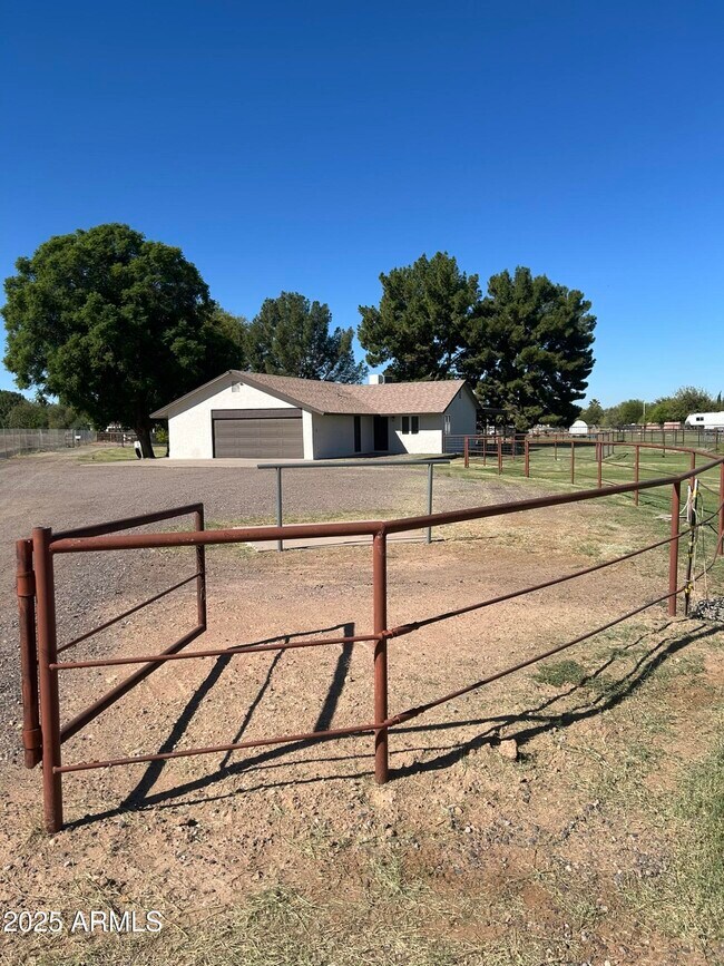 Building Photo - 12138 E Oriole Way