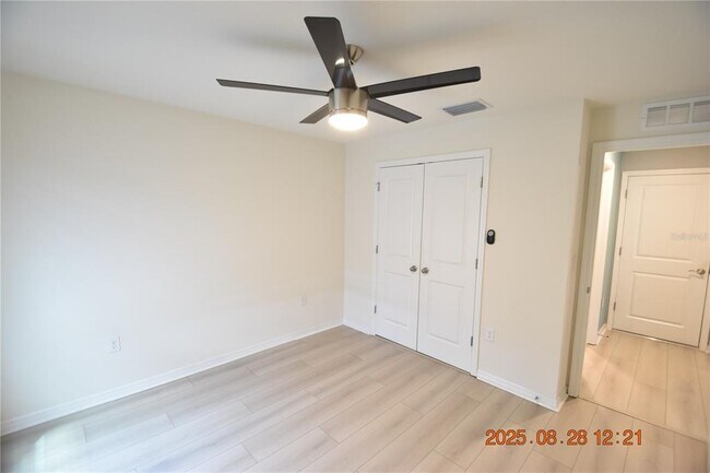 Building Photo - 8075 Broad Pointe Dr