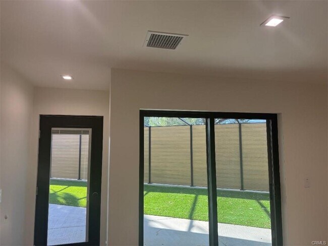 Building Photo - 2844 Fairmount Ave